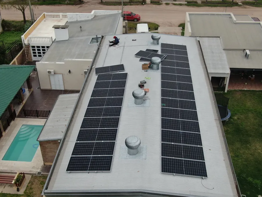 Autoservicio El Rey Goloso — instalación solar en Santa Fe, foto 2